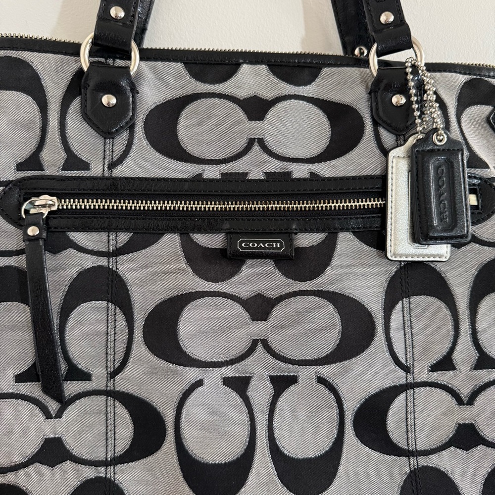 Coach Daisy Black and Silver Signature Tote Bag with 2 Hangtags - Picture 2 of 15